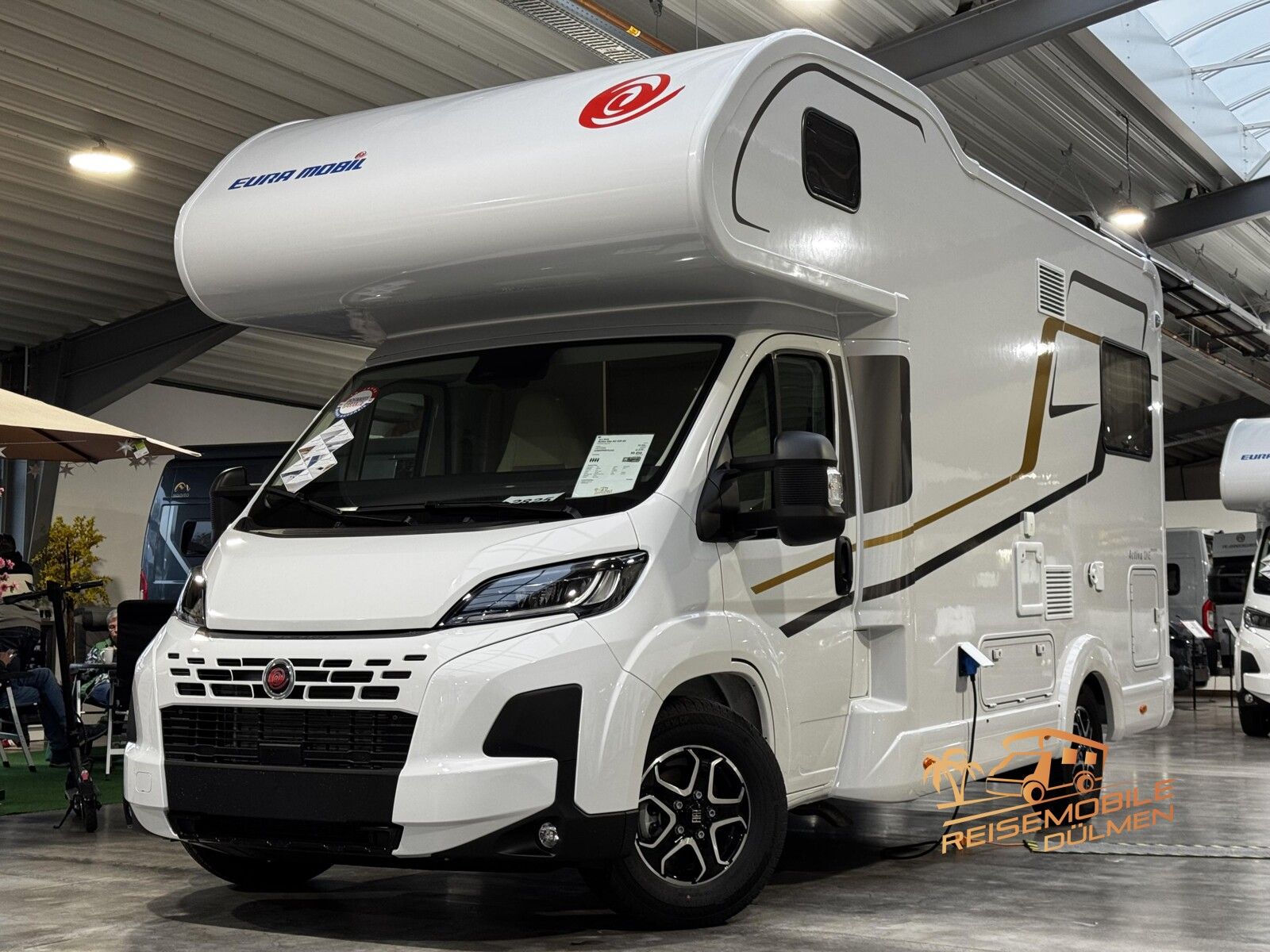Fahrzeugabbildung Eura Mobil Activa One AO 650 HS Bald auf dem Hof!