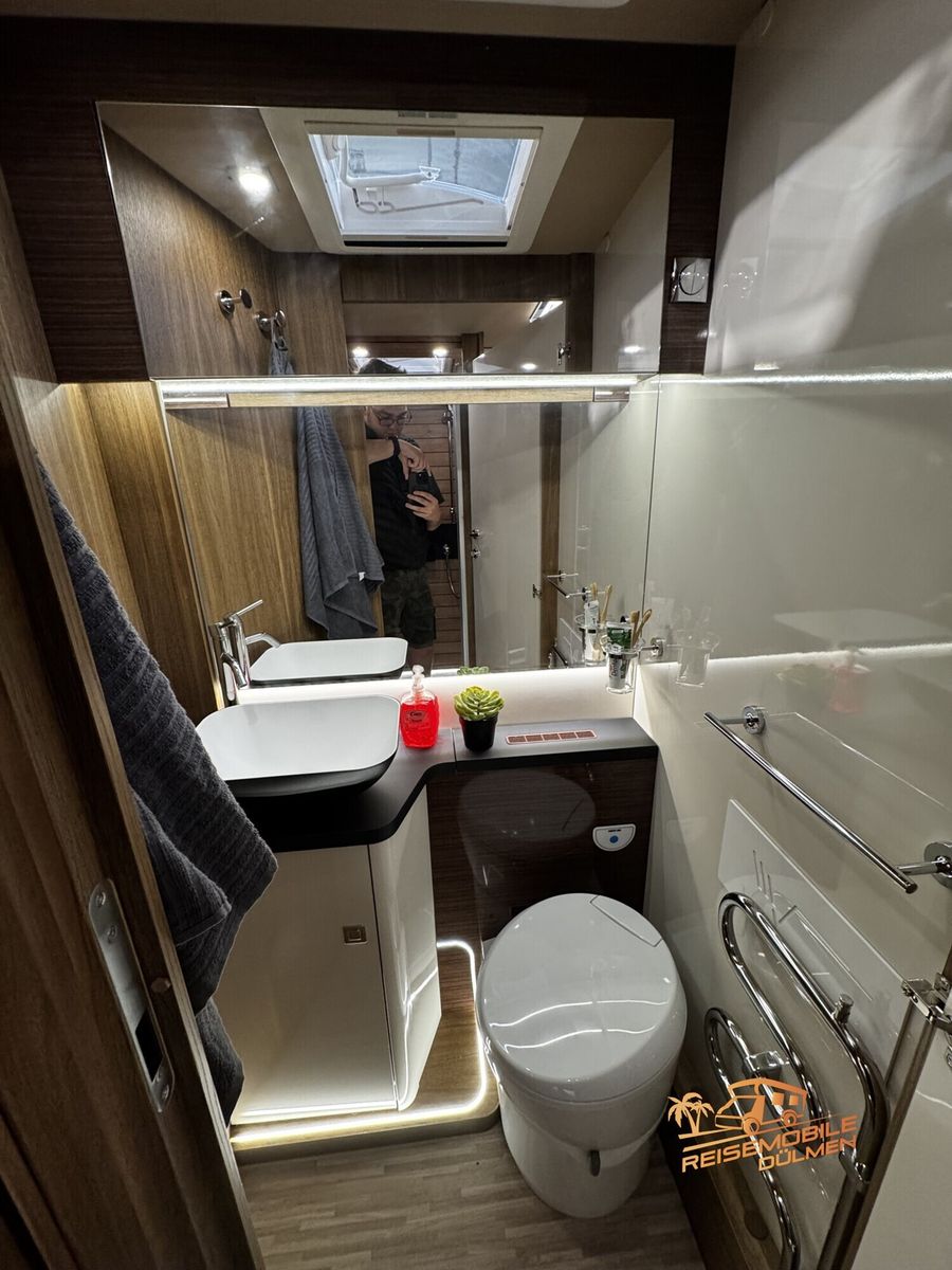 Fahrzeugabbildung Mobilvetta K-Yacht 86 Tekno Line Navi Truma-D/E 32´TV Heavy