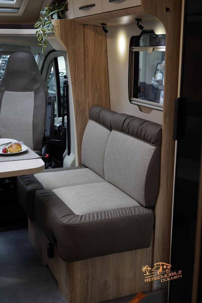 Fahrzeugabbildung Eura Mobil Profila T 720 EF 2xMondial-Paket Doppelb. Heavy
