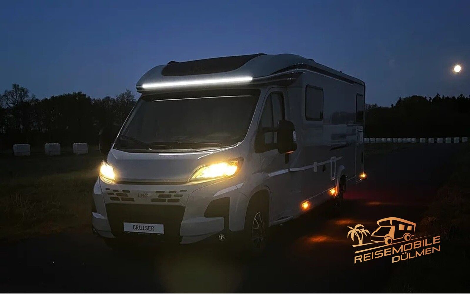 Fahrzeugabbildung LMC Cruiser 740 EL Auto 18 360W Solar Lithium LED