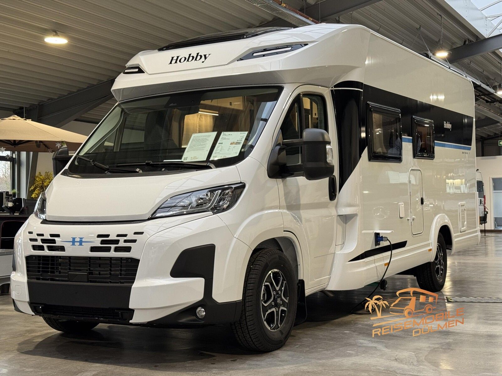 Fahrzeugabbildung Hobby OnTour T 700 F GFK Allwetter Automatik