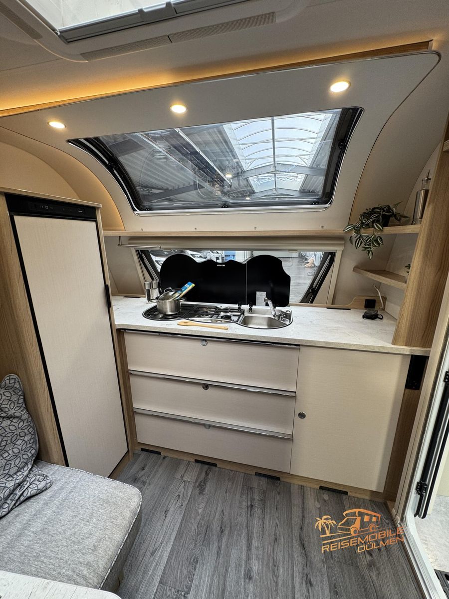Fahrzeugabbildung LMC Vivo 580 D Exclusiv Moover Markise  Luxus Paket
