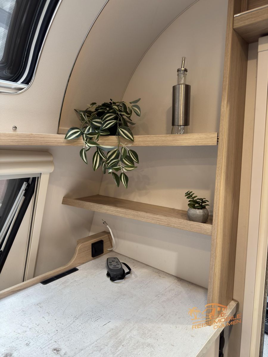 Fahrzeugabbildung LMC Vivo 580 D Exclusiv Moover Markise  Luxus Paket
