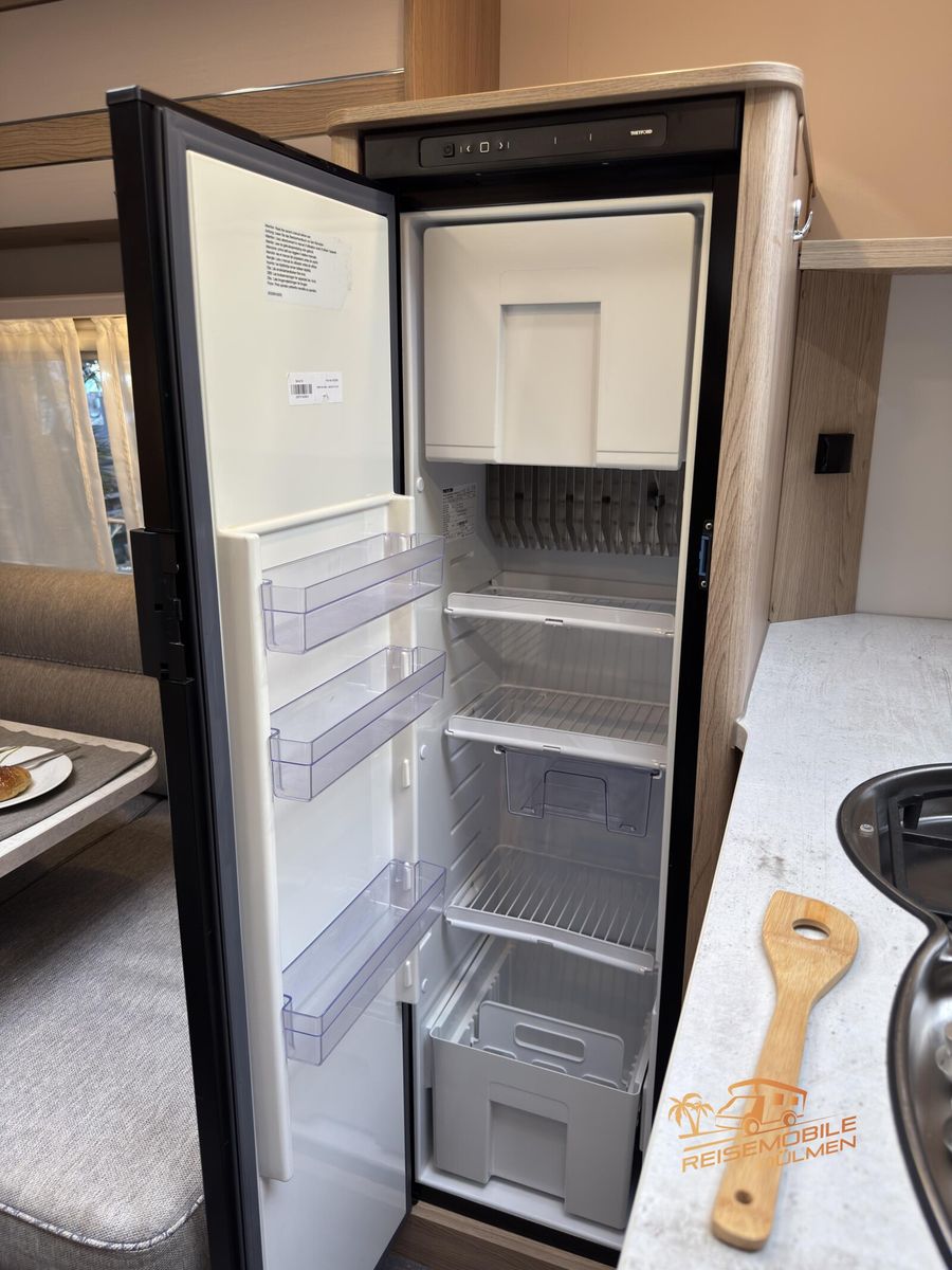 Fahrzeugabbildung LMC Vivo 580 D Exclusiv Moover Markise  Luxus Paket
