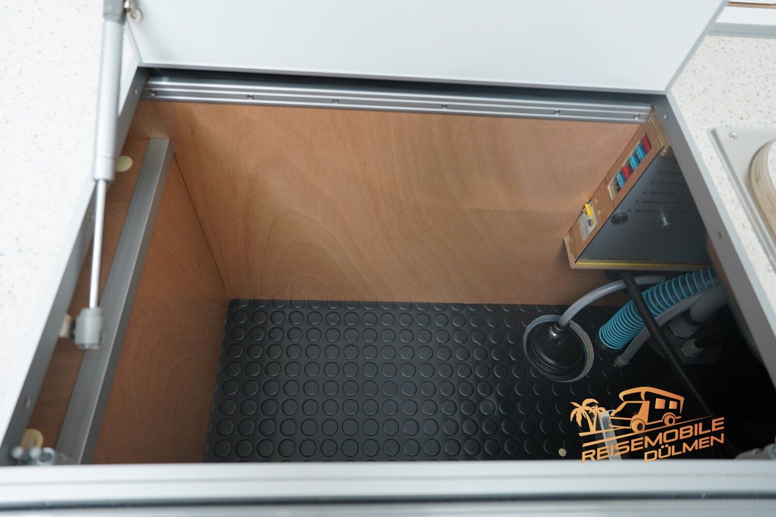 Fahrzeugabbildung Andere LifeStyle Camper X-Line Minicamper Teardrop Tiny