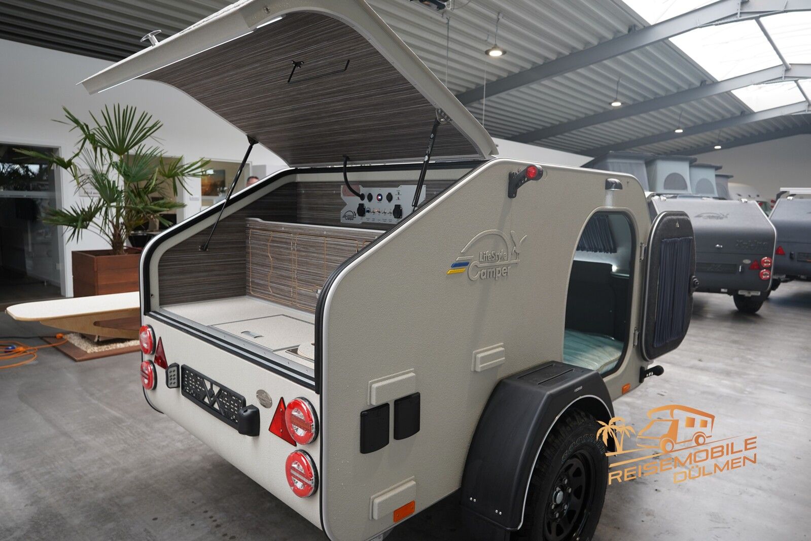 Fahrzeugabbildung Andere LifeStyle Camper X-Line Minicamper Teardrop Tiny